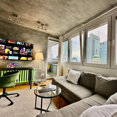 Palace 2 Wifi 600 Mbs 55'Tv Netflix Hbo 2Xmetro Appletv 华沙 外观 照片